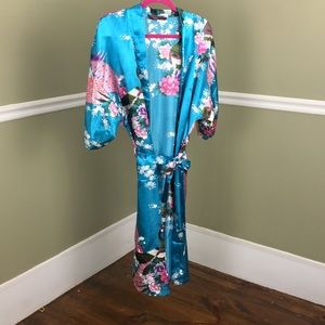 Kimono same as Mariah Carey!!